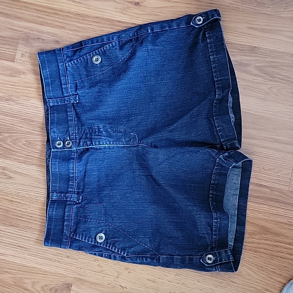 Gloria Vanderbilt Shorts